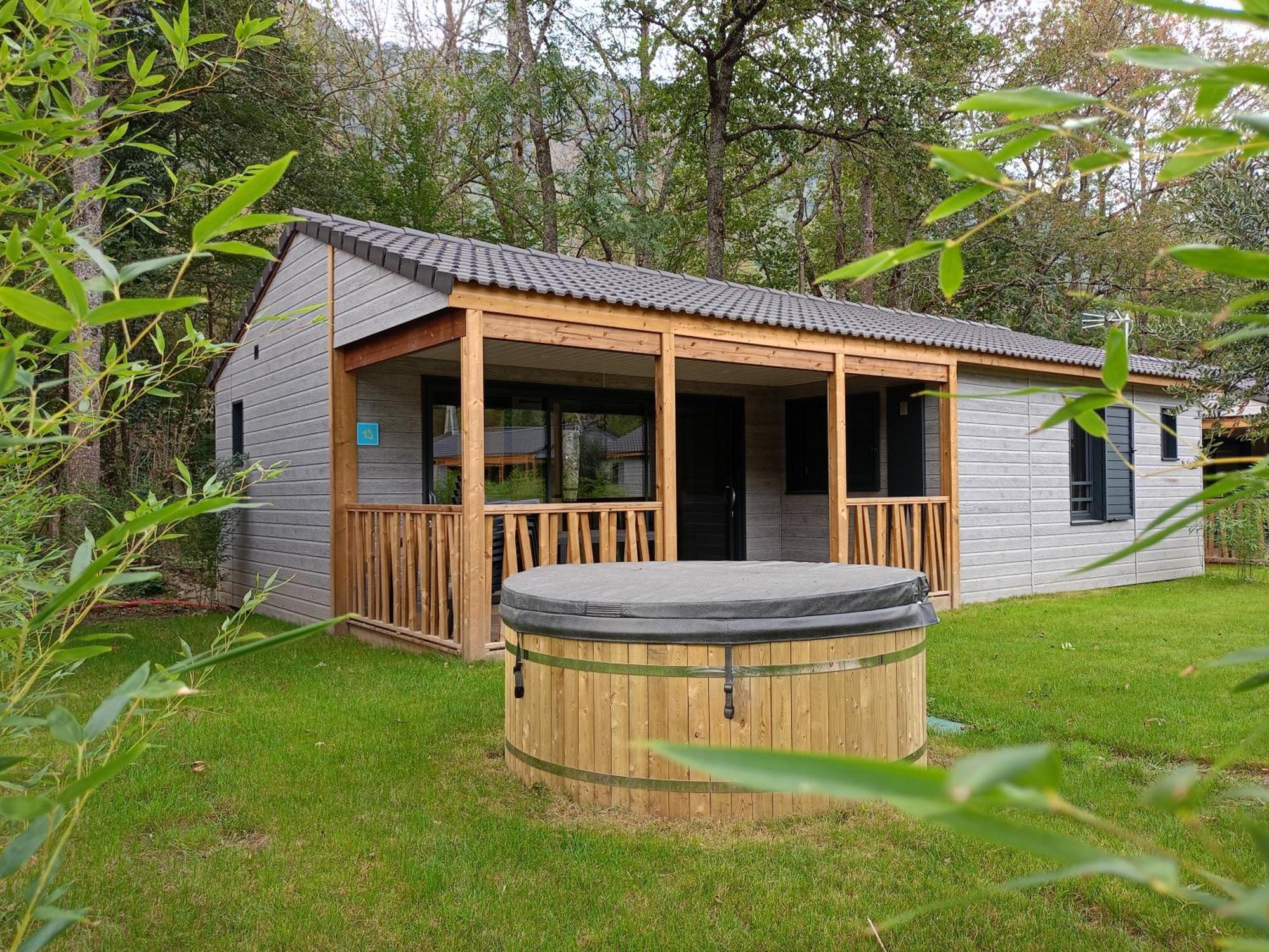 Camping Paradis La Marmotte Акс-ле-Терм Экстерьер фото